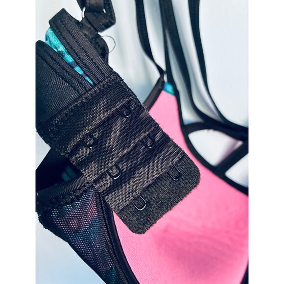 Victoria's Secret PINK Ultimate Push Up Bra Small - Picture 8 of 9